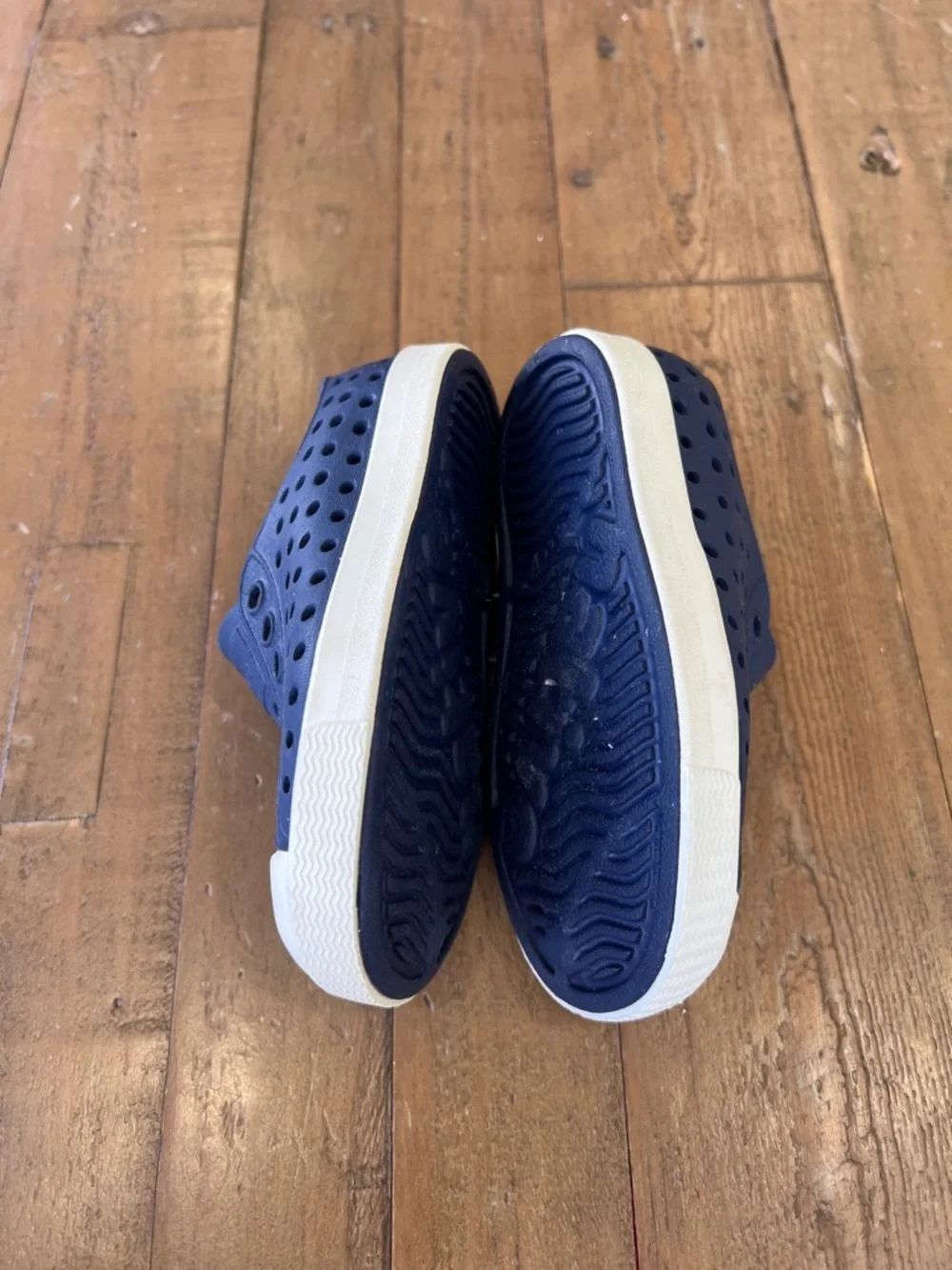 Native Jefferson cadet blue waterproof slip on sneaker sandals kids 6